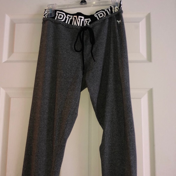 PINK Victoria's Secret Pants - Pink VS Leggings